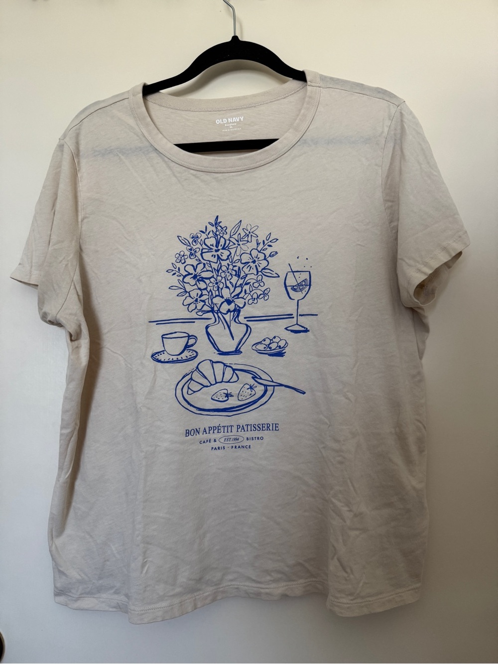 Old Navy Bon Appetit Patisserie Illustration Graphic Tee in Taupe